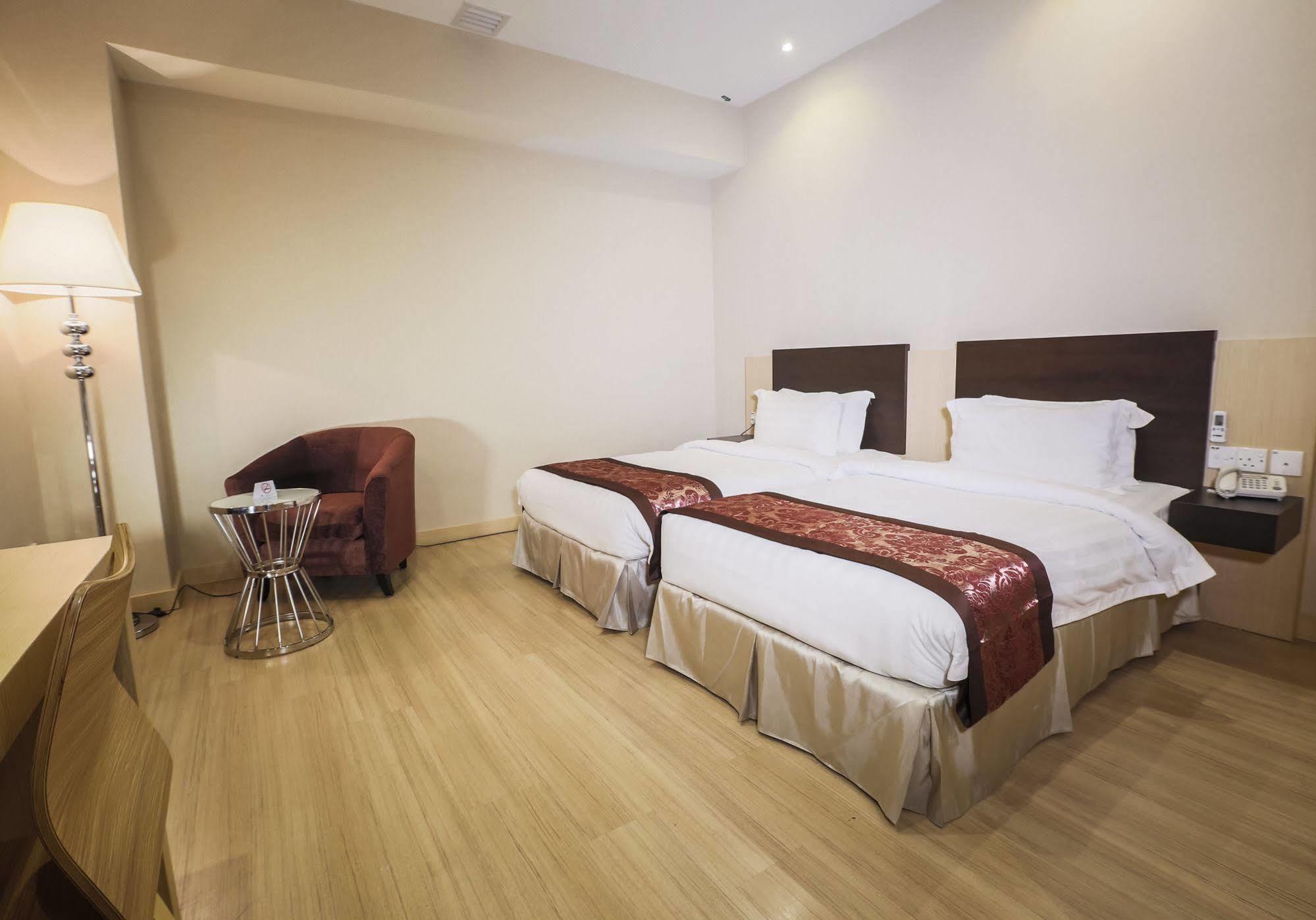 Hotel Eco Tree Hotel, 4*